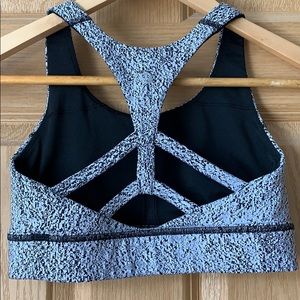 Lululemon Athletica | Sports Bra